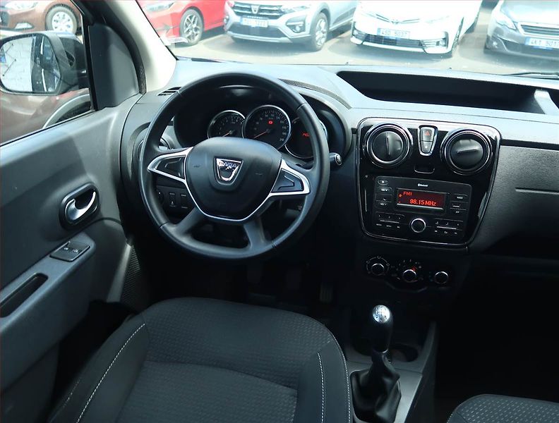 Dacia Dokker (2019) Arctica 1.6 SCe, 5Míst, ČR - fotka 7 z 15