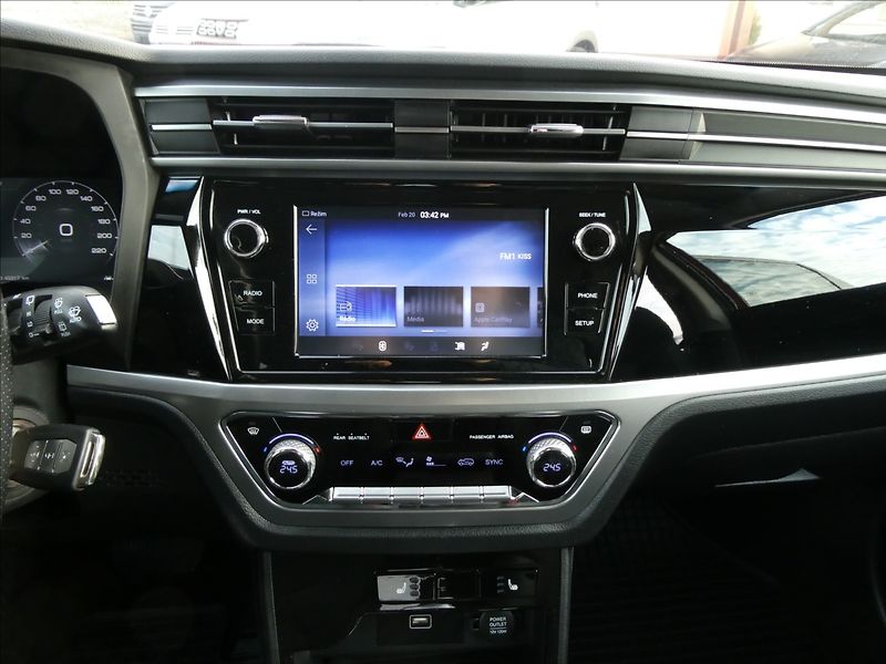 SsangYong Korando 1,5 T-GDI 120kW Automat,Style - fotka 29 z 43