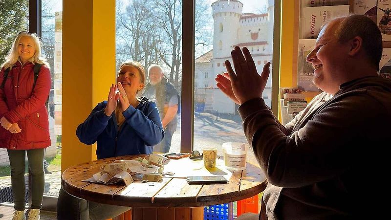 Malá auta, velká srdce. Smarťáci navštívili jarní Vlašim a adoptovali mývala