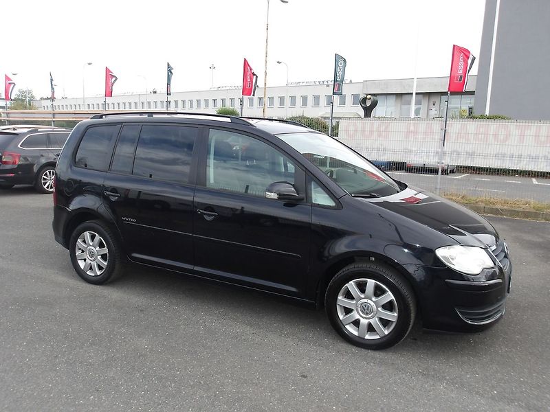 Volkswagen Touran 1,6i 75kW ! KRASAVEC !!! - fotka 6 z 26