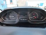 Peugeot 2008 (2016) Active 1.2 PureTech - náhled 11