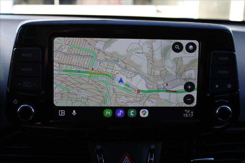 Hyundai i30 1,4 T-GDI  NOVÉ V ČR,1.MAJITEL - fotka 15 z 41