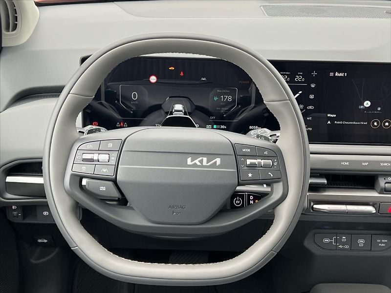 Kia EV3 1,0 150kW 81,4 kWh 4x2  AIR - fotka 15 z 26