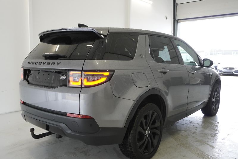 Land Rover Discovery Sport 2.0 D 134 kW 4x4 AUTOMAT  - fotka 7 z 31