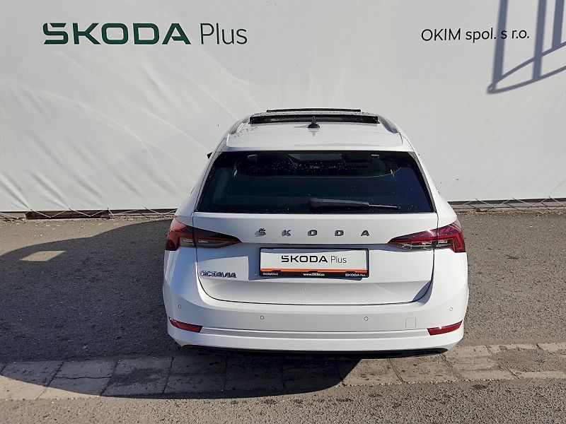 Škoda Octavia (2023) Combi Style Comfort 2,0 tdi 11 - fotka 39 z 42