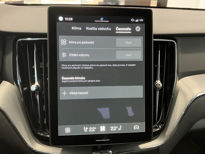 Volvo XC60 T6 eAWD Black Edition Plus AT8 - fotka 29 z 41