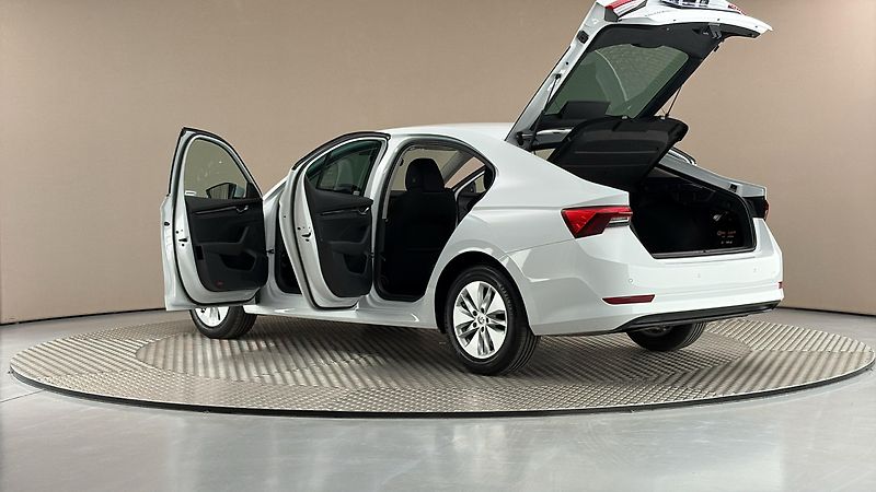 Škoda Octavia 1.0 TSI E-Tec DSG Ambition - fotka 7 z 23