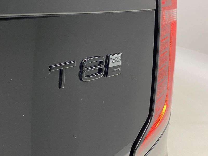 Volvo XC90 T8 RECHARGE BLACK EDITION 7m - fotka 42 z 70
