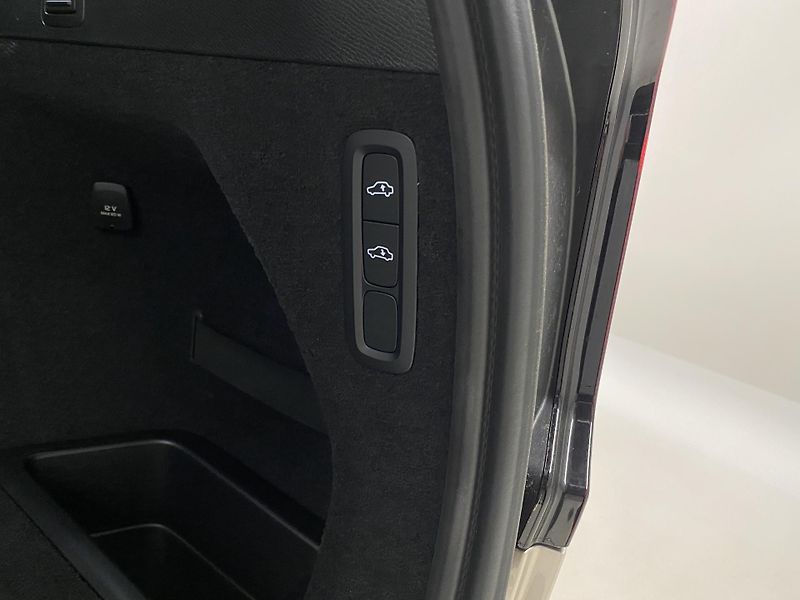 Volvo XC90 (2026) T8 AWD Plug-in BRIGHT ULTRA - fotka 24 z 76