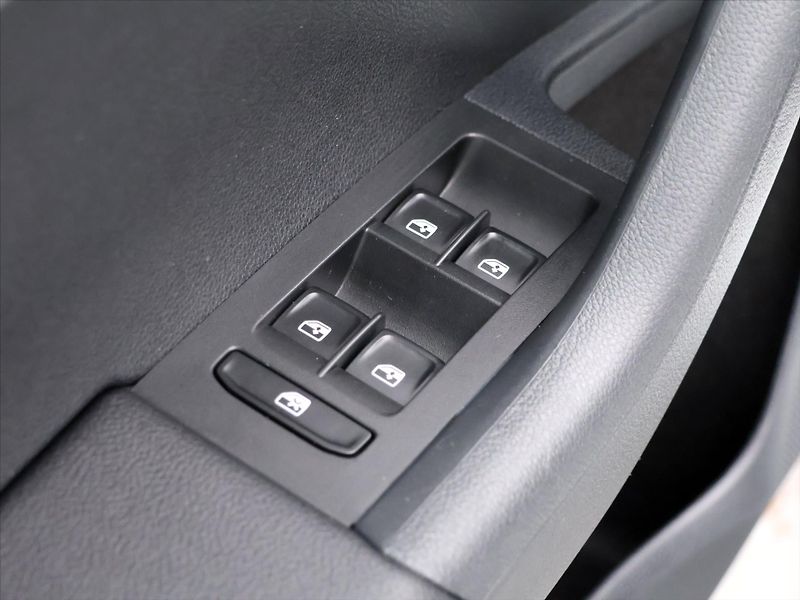 Škoda Octavia 1,4 TSI 110kW CZ Ambition 1Maj - fotka 15 z 38