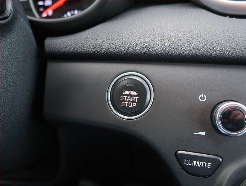 Kia Sportage (2020) 1.6 CRDi, 4X4, Serv.kniha - fotka 21 z 22