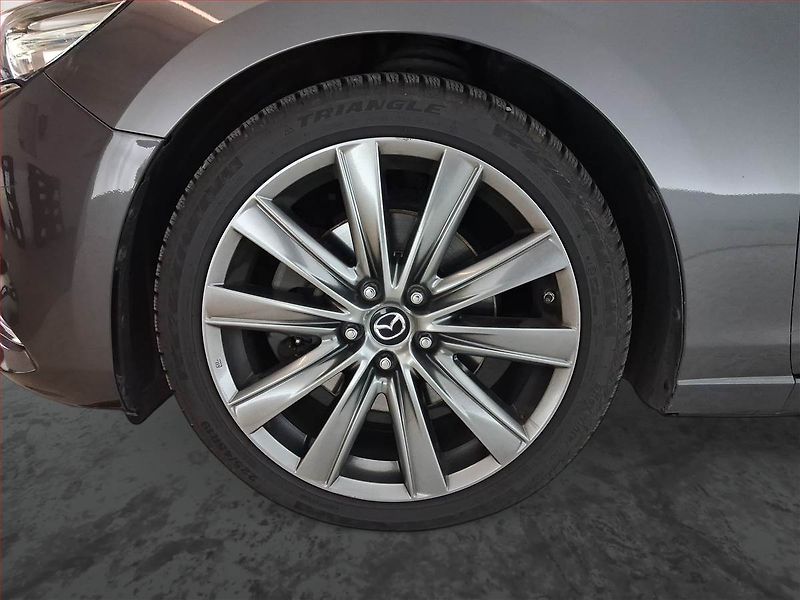Mazda 6 (2018) 2.2 Skyactiv-D, Serv.kniha - fotka 15 z 18
