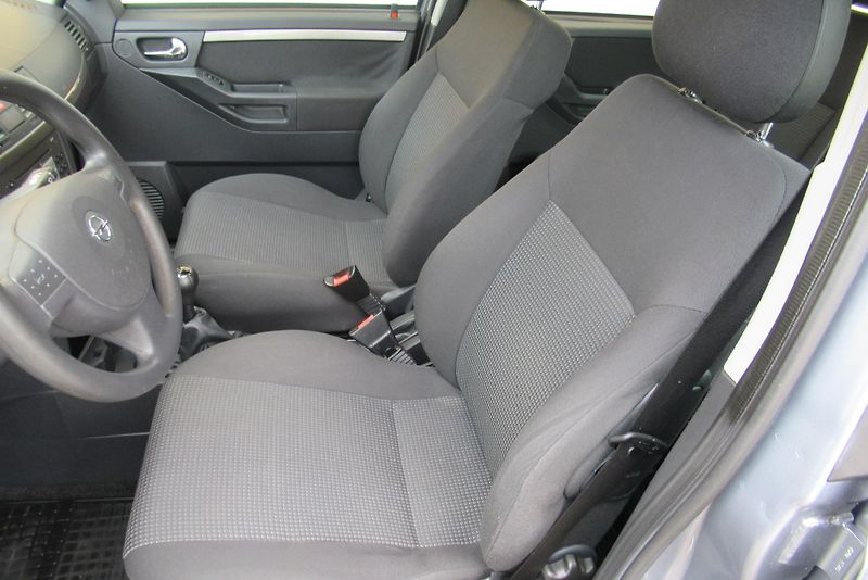 Opel Meriva 1.4i KLIMA - fotka 12 z 19