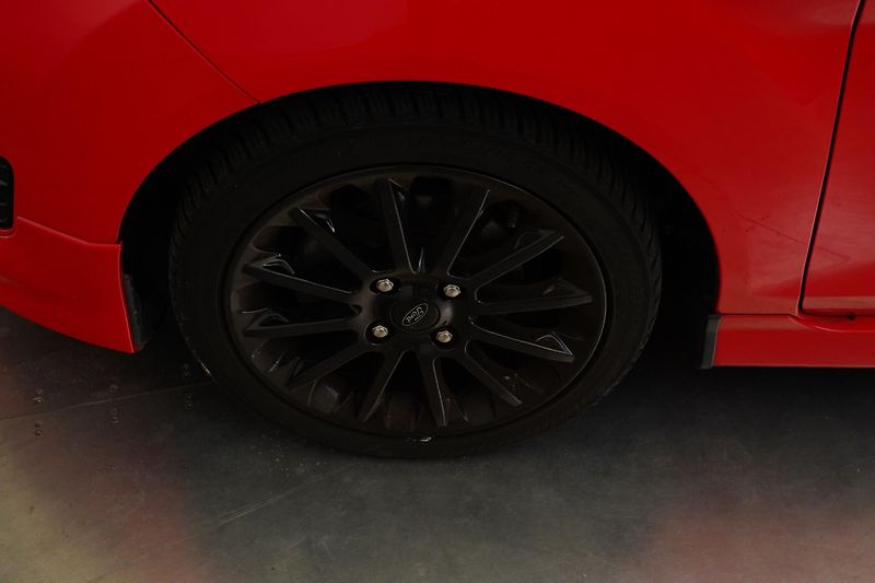 Ford Fiesta - fotka 9 z 27