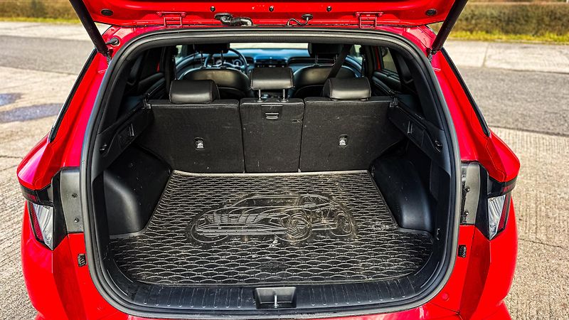 Hyundai Tucson (2022) HEV, 169Kw, 4x4, PREMIUM, TOP! - fotka 17 z 39