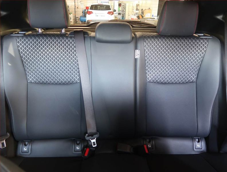 Toyota Yaris (2020) 1.5 VVT-i Hybrid - fotka 10 z 20