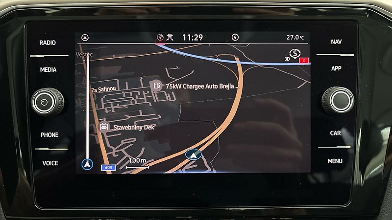 Volkswagen Passat 2.0 TDI DSG Elegance Variant - fotka 26 z 26