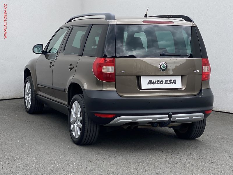 Škoda Yeti (2013) 1.4 TSi, Ambition, TZ, park - fotka 6 z 15