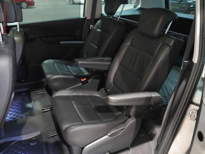 Volkswagen Sharan (2013) 2.0. TDI, servis.kniha, DSG - fotka 10 z 24