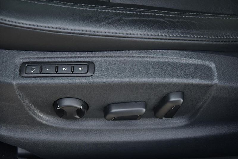 Škoda Octavia 2.0TDI 110kW STYLE+ SERV.KNIHA - fotka 28 z 30