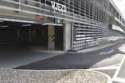 Garáže Černý Most nemusejí být černou můrou ani pro nezkušené řidiče