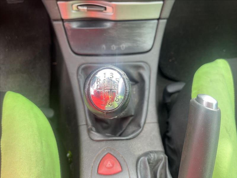 Renault Laguna 1,9 dCi TAŽNÉ SERVIS STK 3/28 - fotka 18 z 33