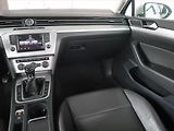 Volkswagen Passat (2014) 2.0 TDI, Navi, Tempomat - náhled 8
