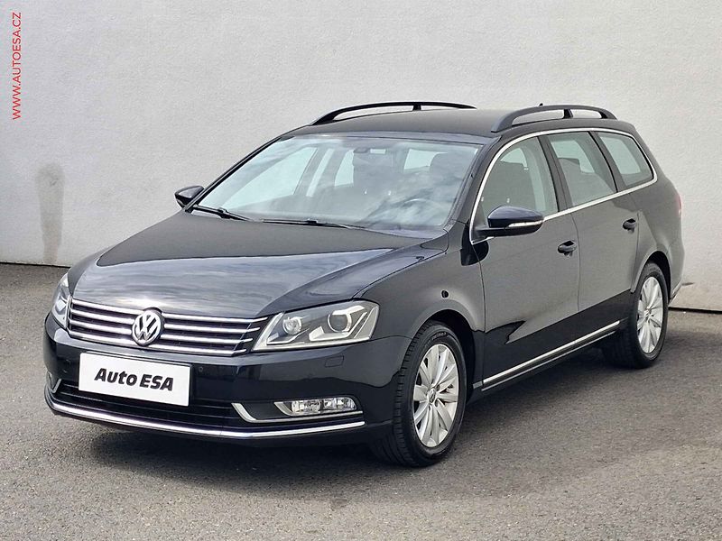 Volkswagen Passat (2014) 2.0 TDi, Comfortline, DSG - fotka 3 z 20