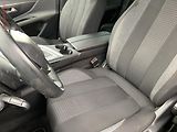 Peugeot 3008 (2019) 1.5HDi, Active, navi - náhled 9