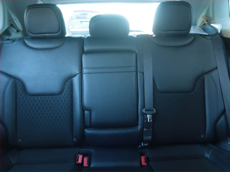 Jeep Compass (2021) 1.3 T-GDI, Tempomat - fotka 10 z 18