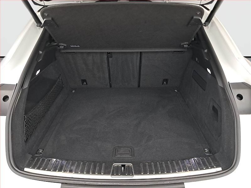 Porsche Cayenne (2023) V6 - fotka 14 z 20