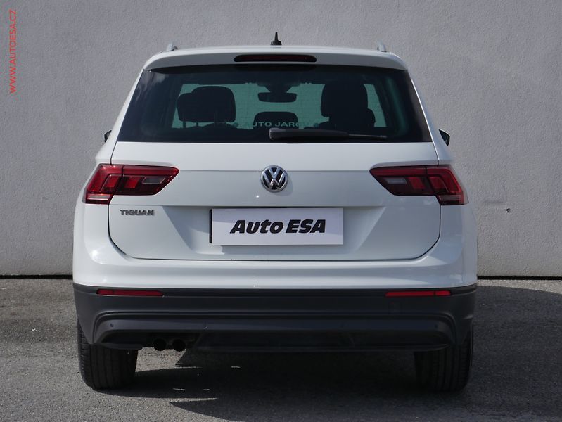 Volkswagen Tiguan (2018) 1.4 TSi, ČR, Marathon, navi - fotka 5 z 21