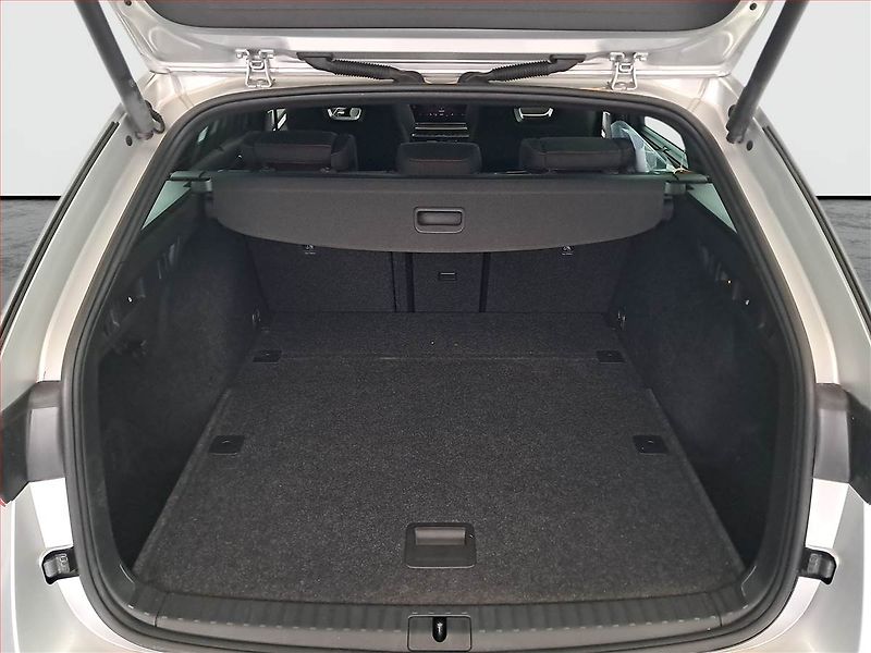 Škoda Octavia (2023) RS 2.0 TSI - fotka 14 z 32
