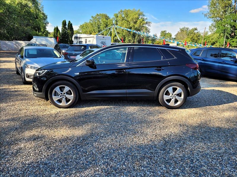 Opel Grandland X 1,6 PHEV,E-AT,Elegance,led,nav - fotka 3 z 50