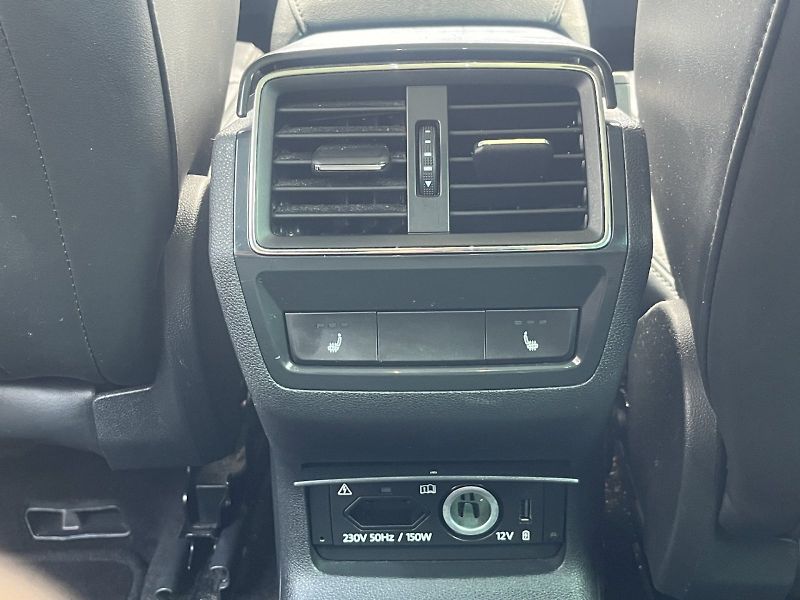 Škoda Kodiaq (2019) 2,0 TDI 140kW DSG L&K 4x4 - fotka 27 z 35