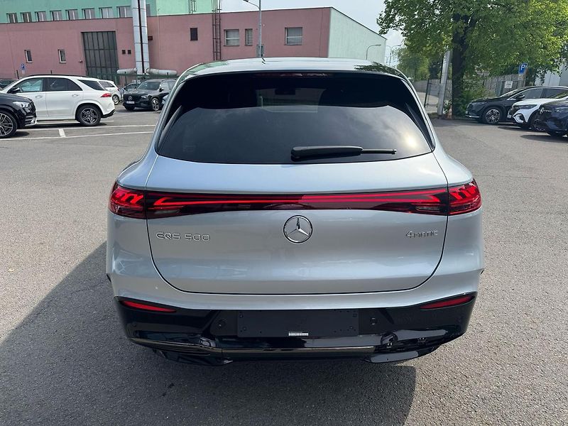 Mercedes-Benz EQS (2024) 500 4MATIC Electric Art - fotka 6 z 39