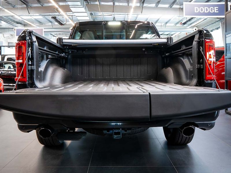 Dodge RAM (2026) 5.7 HEMI V8 Limited 2026 - fotka 8 z 43