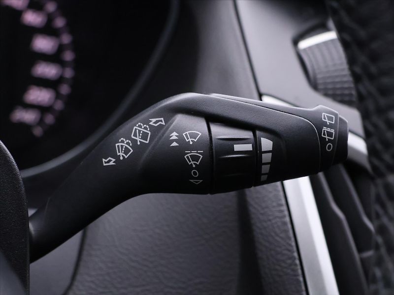Ford Focus 1,0 EcoBoost 74kW Klima CZ - fotka 17 z 29