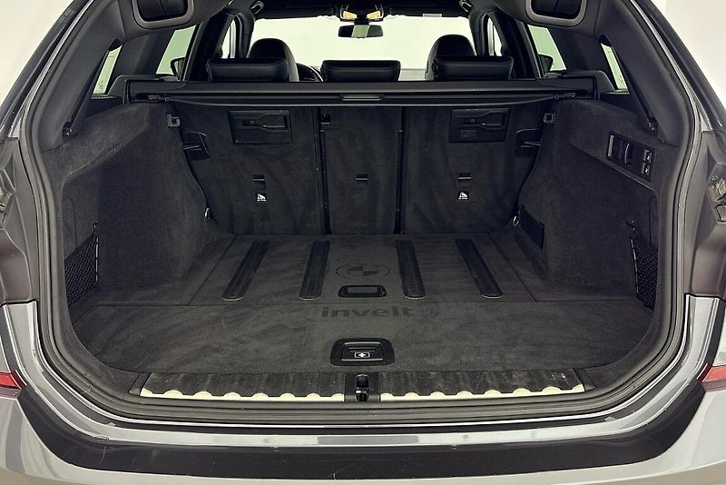 BMW Řada 3 320d xDrive - fotka 10 z 24