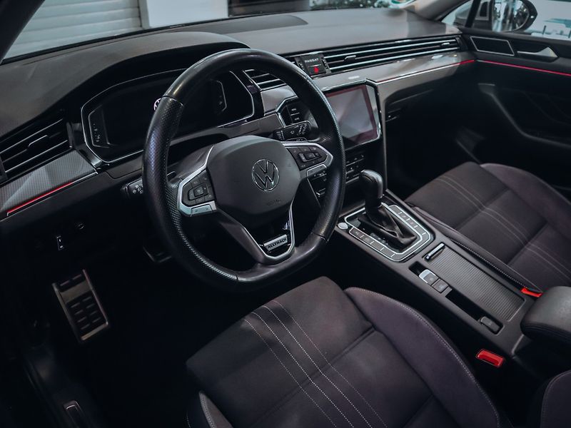 Volkswagen Passat Variant 2.0 TDI Alltrack 4MOTION DSG - fotka 10 z 28