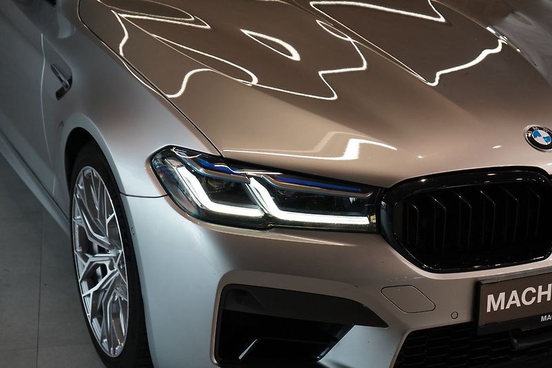BMW M5 Masáž, Ventilace, H/K, Head-up - fotka 5 z 46