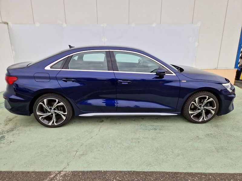 Audi A3 S-Line 35 TFSI - fotka 5 z 36