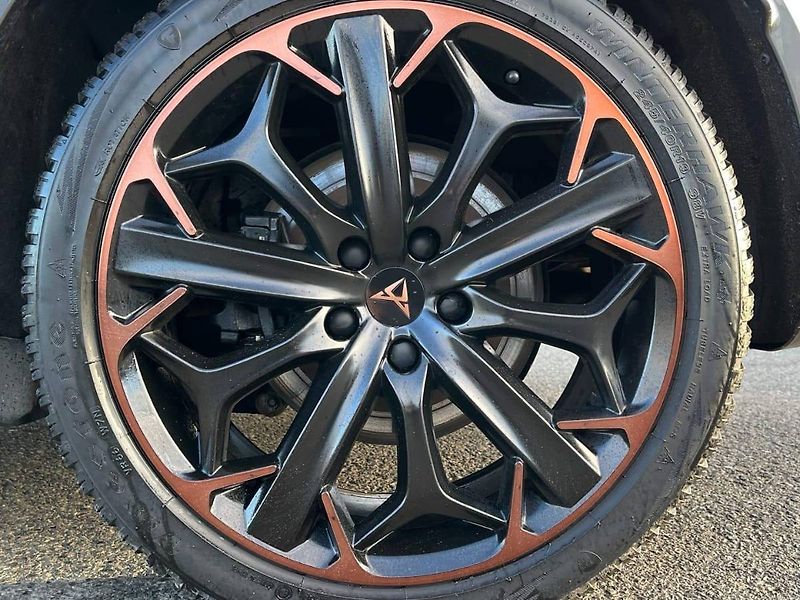 Cupra Formentor (2024) VZ 2.0 TSI DSG - fotka 9 z 20
