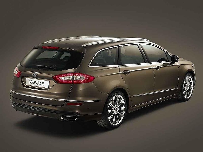 Ford Vignale Mondeo.