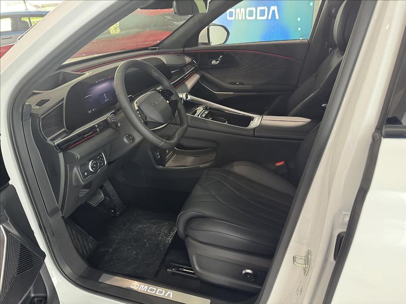 Omoda 9 (2026) 1,5 SHS PREMIUM - fotka 7 z 16