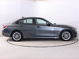 BMW Řada 3 (2019) 320 d xDrive - náhled 6