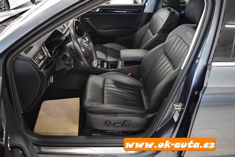 Škoda Superb 1.4 TSI iV LAURIN & KLEMENT  - fotka 15 z 77