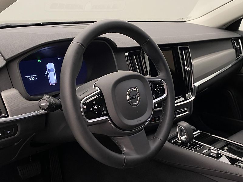 Volvo V90 T6 AWD RECHARGE DARK PLUS AUT - fotka 19 z 61