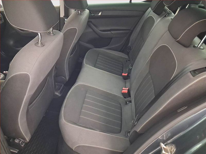 Škoda Fabia (2020) 1.0 TSI, Kůže, Tempomat - fotka 10 z 18