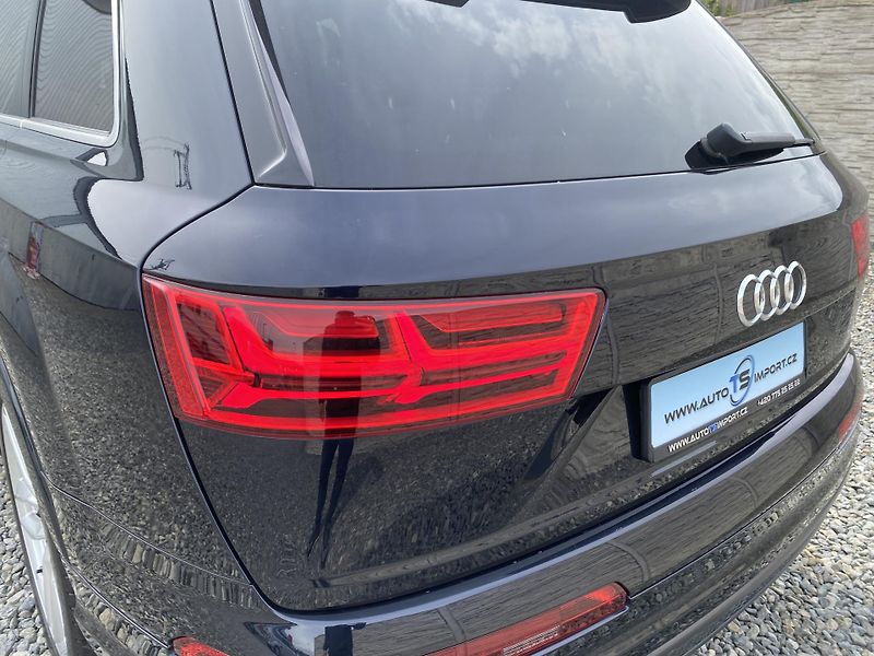 Audi Q7 3.0TDi 4x4 270PS S-LINE 7MÍST! - fotka 38 z 173